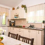 House Idro *