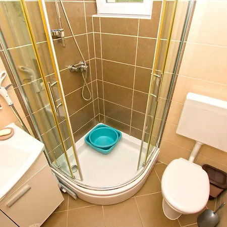 House Idro Сasa de vacaciones Pašman