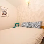 House Idro Holiday home